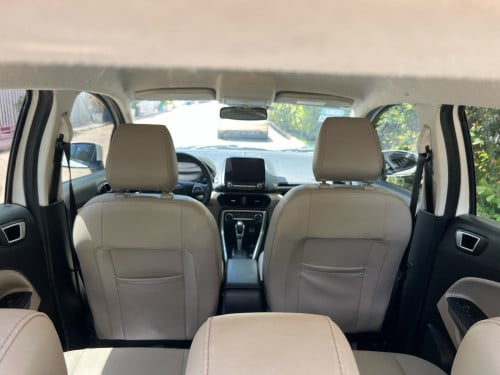 Ford Ecosport 2021 ពណ៍ស ឈ្មោះម្ចាស់ដេីម ទឹកថ្នាំហ្សុី1ជុំ