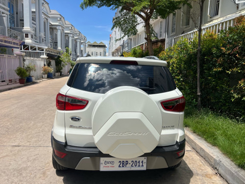 Ford Ecosport 2021 ពណ៍ស ឈ្មោះម្ចាស់ដេីម ទឹកថ្នាំហ្សុី1ជុំ