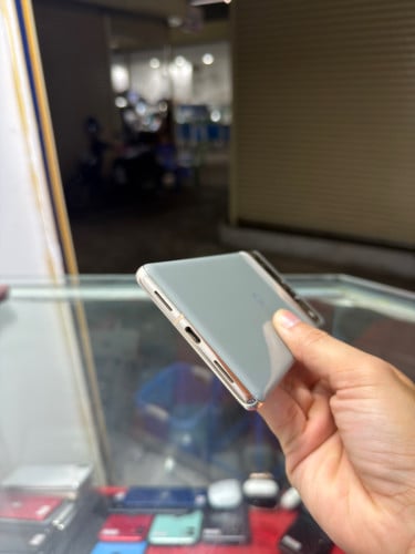 Google Pixel 7 Pro USA , Ram12GB HD128GB Phone Condition 98% , ម៉ាស៊ីនសានុំ