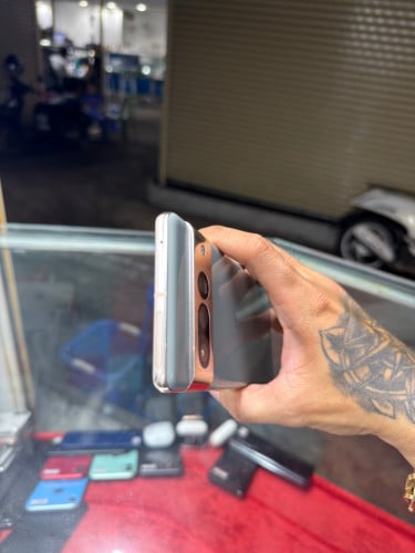 Google Pixel 7 Pro USA , Ram12GB HD128GB Phone Condition 98% , ម៉ាស៊ីនសានុំ
