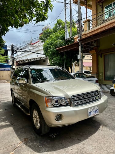 Highlander ឆ្នាំ03 V6 ប៉ុង1