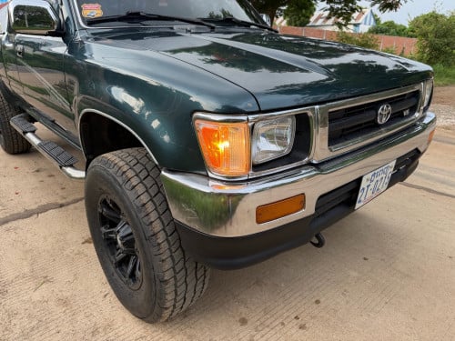 hilux 1994 លេខដៃប៉ុង2 សាំងv6 ហ្សុីនមួយជុំ សានុំកំរជួយ 💚👍🏻090329265 ទីតាំងកំពង់ចាម 📞☎️