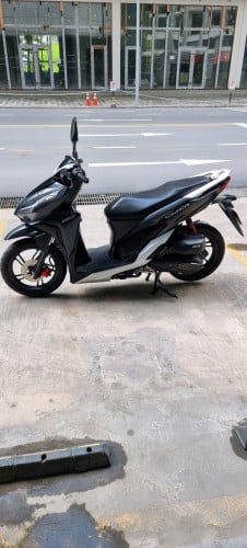 Honda click 2021smartkey150cc