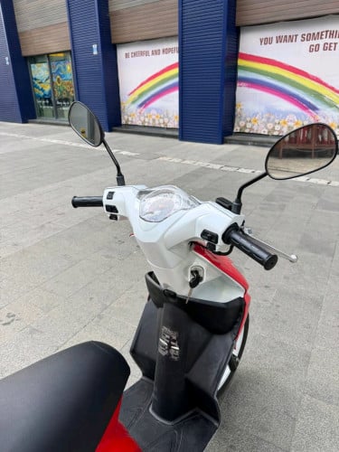 Honda icon2012