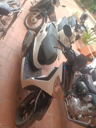 Honda moove