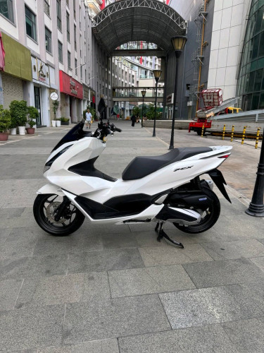 Honda pcx Japan 125cc 2023