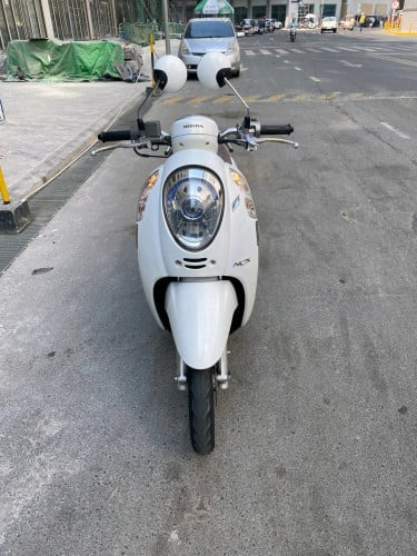 Honda scoopy 2015