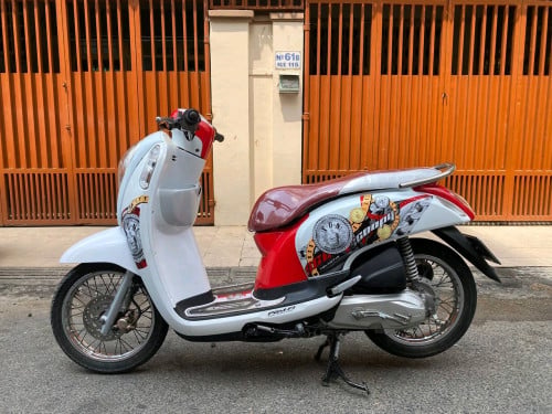 Honda scoopy 2015