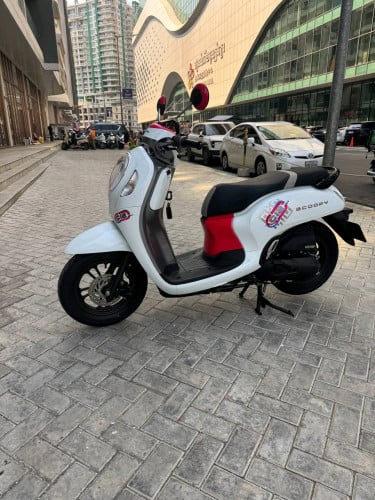 Honda scoopy 2023