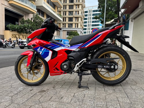 Honda winner