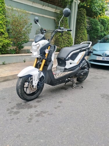 Honda zoomer x 2016