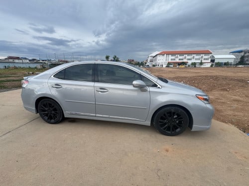 HS 250h 2010 prime ពណ៌ផ្សែងបារី