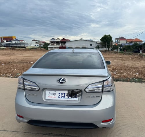 HS 250h 2010 prime ពណ៌ផ្សែងបារី