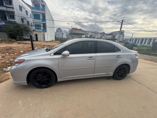 HS 250h 2010 prime ពណ៌ផ្សែងបារី