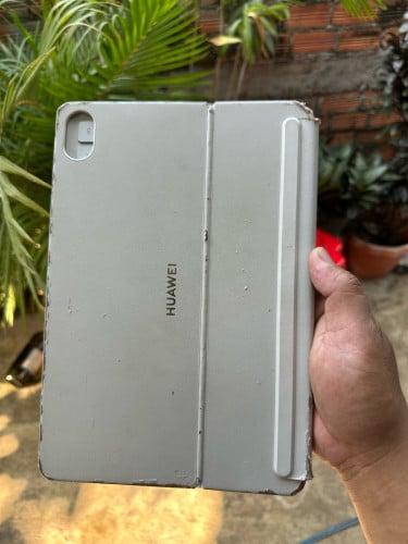 Huawei 11.5s ក្រុមហ៊ុន