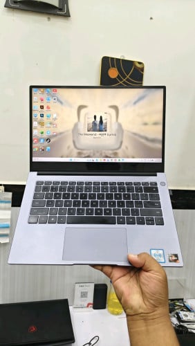 Huawei Mate book D14 (RAM 16GB/AMD Ryzen 5/M2 256GB/VGA 2GB/200$