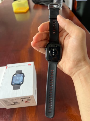 Huawei watch fit 3(used 3 times only) full sets