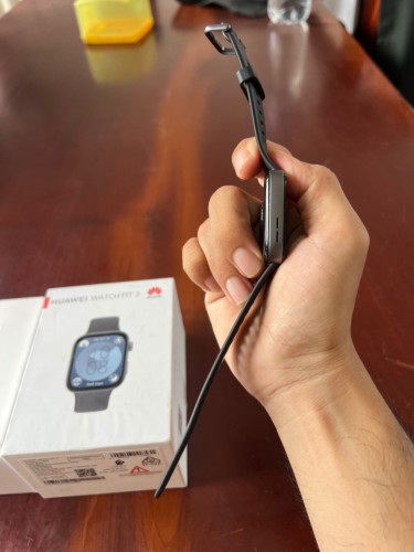 Huawei watch fit 3(used 3 times only) full sets