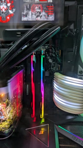 I7 14700KFAIO / TRYX Panorama 360mm / RTX 5070 12OC OLD RAMG-SKILL 16X2 (32GB)