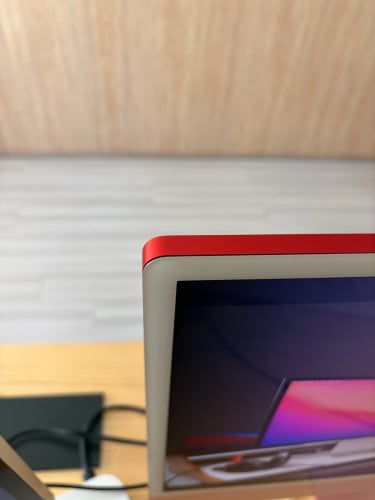 iMac 24 inches m1 99% new