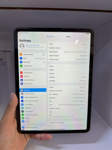 iPad 11 2020 sim/wifi