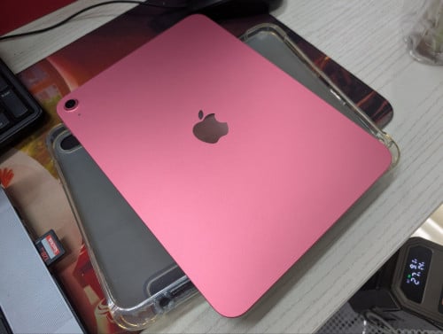Ipad 11 Gen A16 Chip, Pink, 128gb, Wifi លក់បន្ទាន់, ស្អាតដូចថ្មី, ប្រអប់១ឈុត