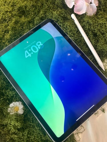 iPad A16 128G White 99% with pen