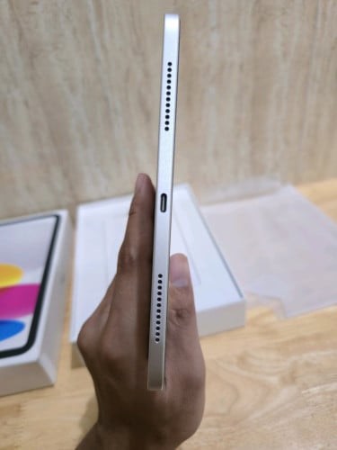 iPad A16 2025 128G 99.99% Fullbox