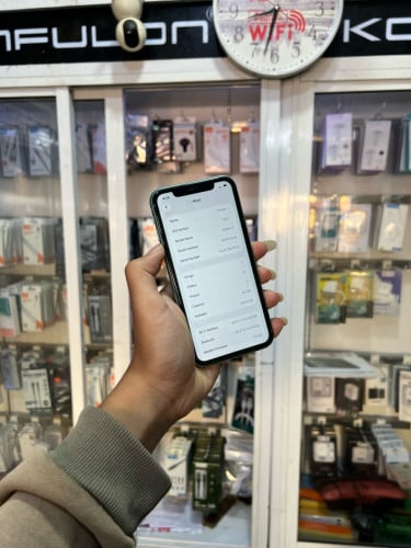 iPhone 11 ពណ៌ទឹកសណ្តែក 🍏 LLA 64GB Battery 87% 🔋 តួស្អាត 99% សំណុំហ្សីន
