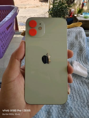 IPhone 12 64GB អេក្រង់ហ្សុីន តួស្អាត98%