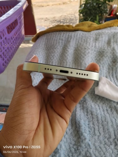 IPhone 12 64GB អេក្រង់ហ្សុីន តួស្អាត98%