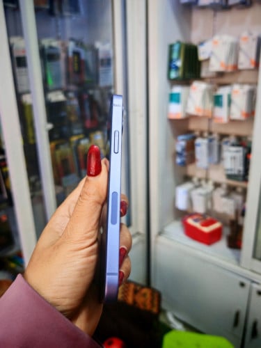 iPhone 12/64GB/LLថ្ម88%តួរស្អាតសុីនសានុំ