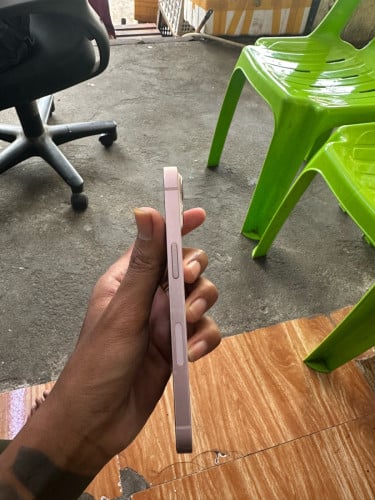 iPhone 13 128g 235$