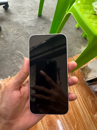 iPhone 13 128g 235$