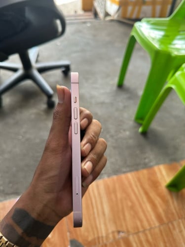 iPhone 13 128g 235$