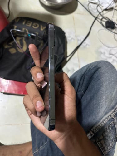 iPhone 13Pro Max 128Gអេក្រង់ស៊ីន120Hz bypass