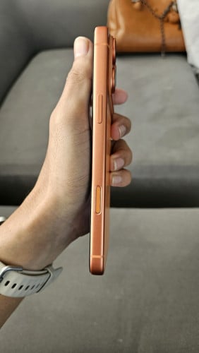 Iphone 17 pro Max Orange