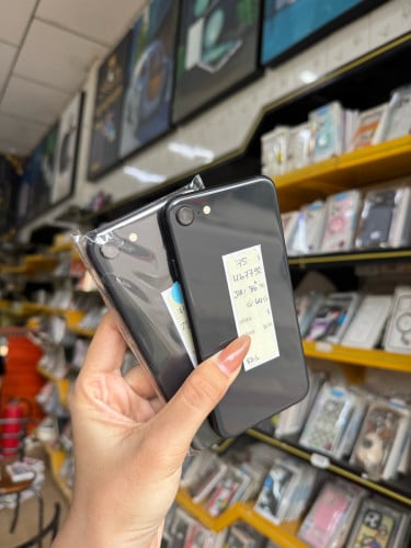 iPhone SE