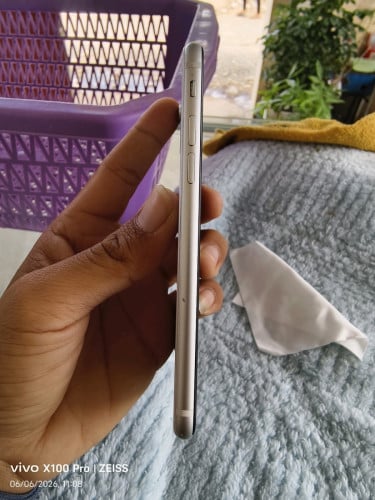 IPhone SE2 128GB សាណុំហ្សុីន