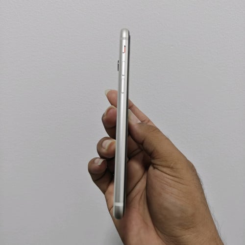 IPhone SE3 64G (99.99%)