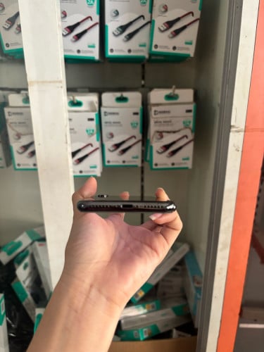 iPhone X អេក្រសុីនមានស្គេន ដំណើកាធម្មតា ថ្ម60%