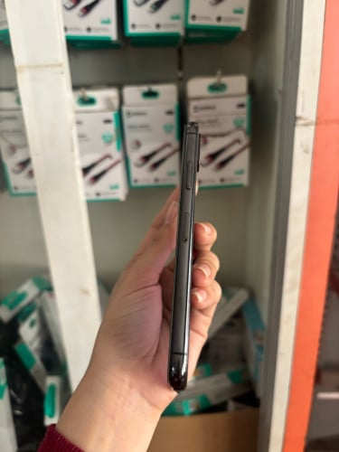 iPhone X អេក្រសុីនមានស្គេន ដំណើកាធម្មតា ថ្ម60%