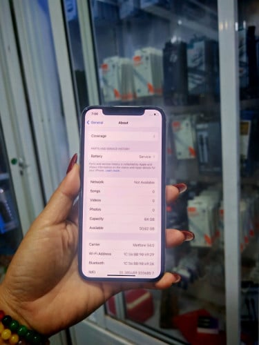 iPhone X/64GB តួរស្អាតមានស្គែន