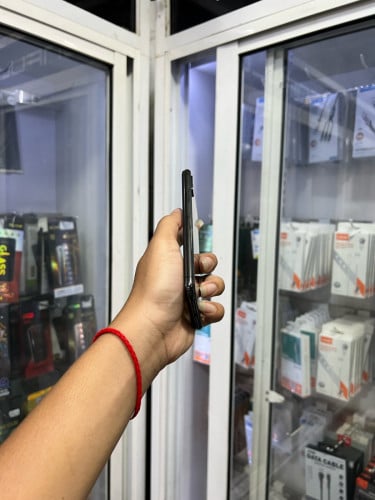 iPhone X ពណ៌ខ្មៅ🍏 64GB🔋 តួស្អាត (មានស្កេន) អត់ជាប់អី (ធានា1ខែ) 📥