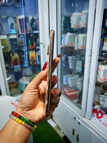 iPhone XSmax 64GB/LLថ្មថ្មីតួរស្អាត97%
