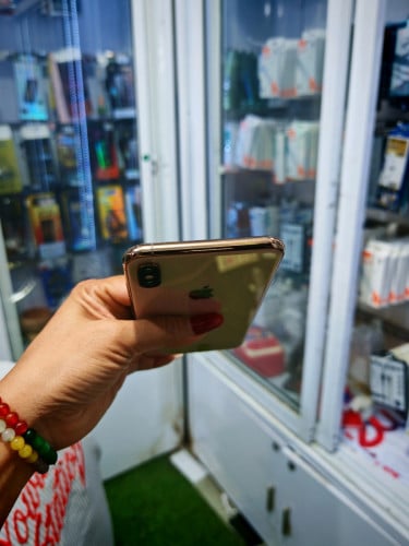 iPhone XSmax 64GB/LLថ្មថ្មីតួរស្អាត97%