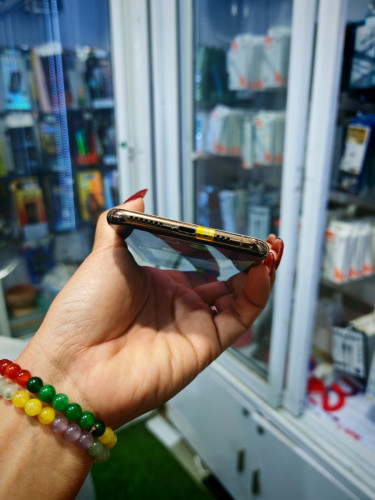 iPhone XSmax 64GB/LLថ្មថ្មីតួរស្អាត97%