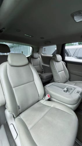 Kia Carnival 016 Premium Option តម្លៃចរចារ