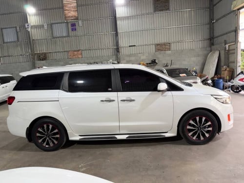 Kia Carnival 2015full