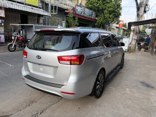 Kia Carnival 2015full